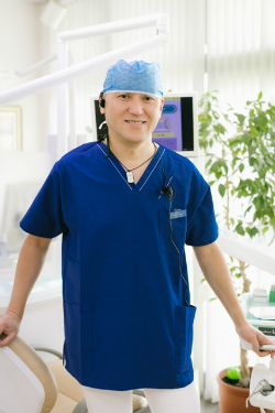 おゆみ野歯科医院 院長 岩﨑 正